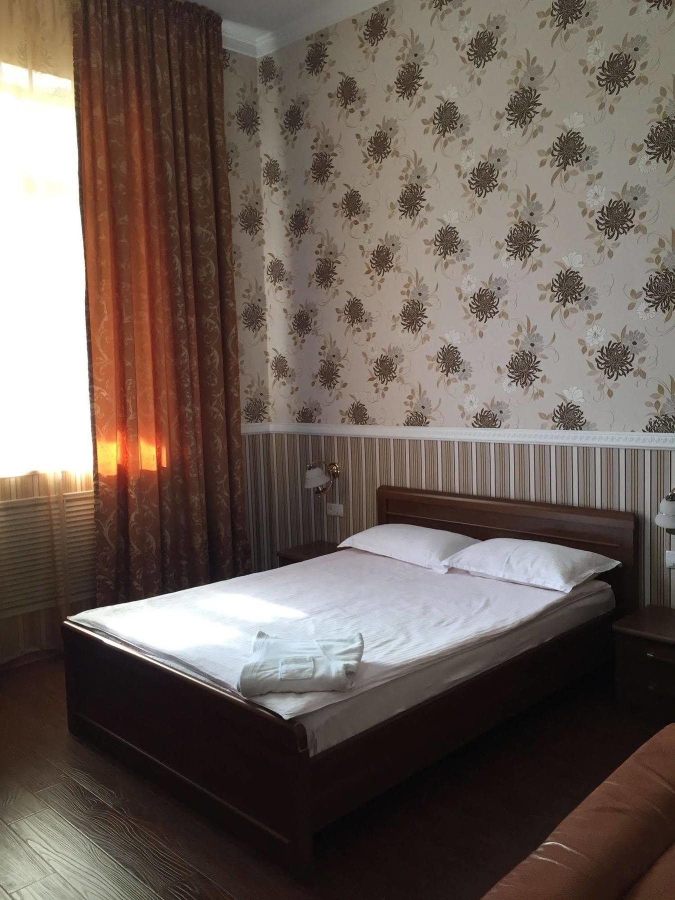 Rise Hotel Almati Kültér fotó
