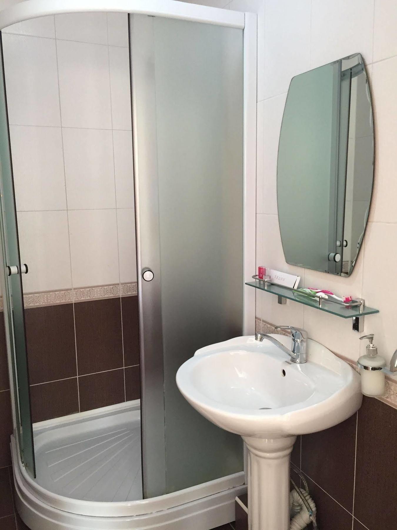 Rise Hotel Almati Kültér fotó