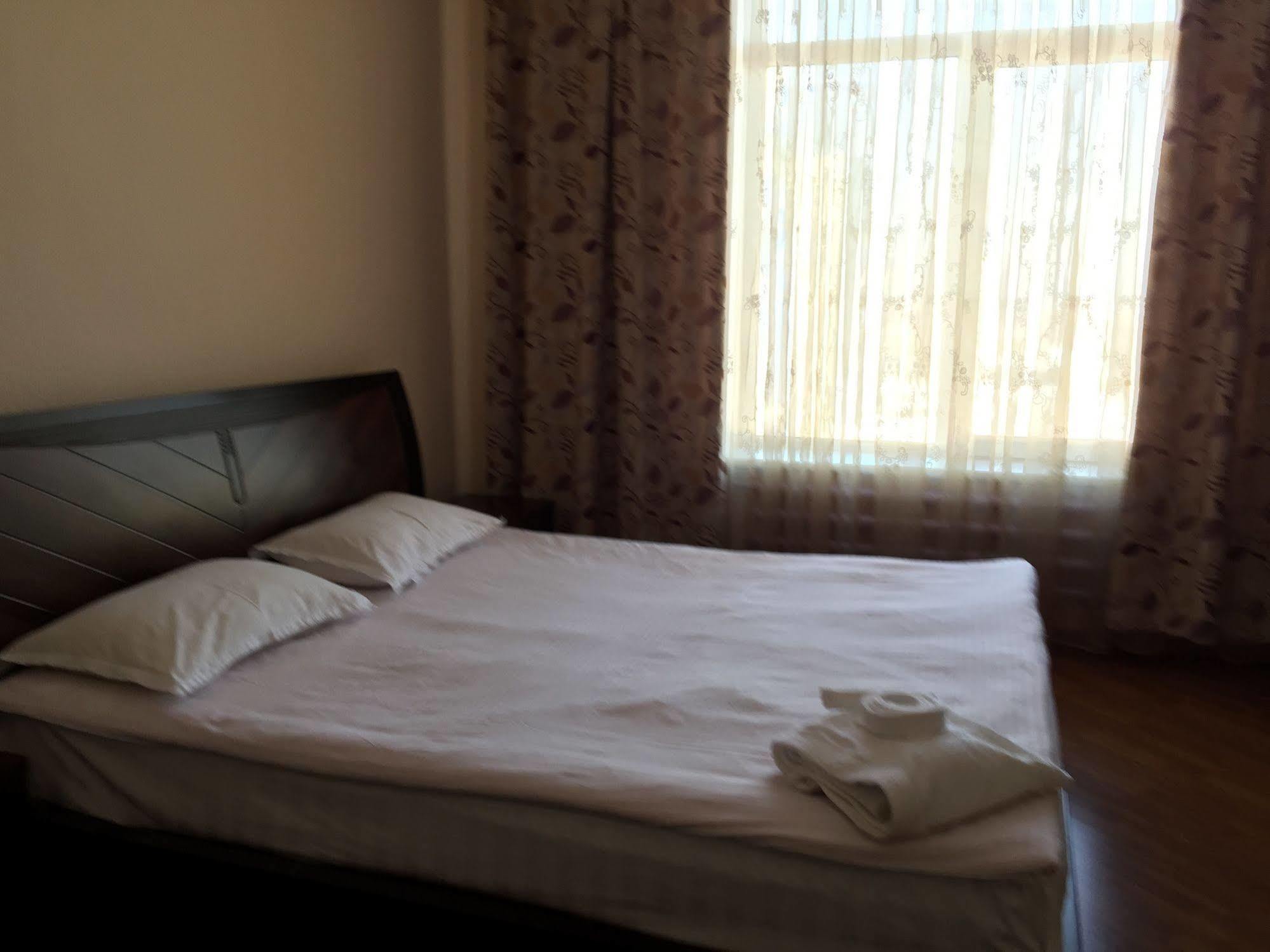 Rise Hotel Almati Kültér fotó