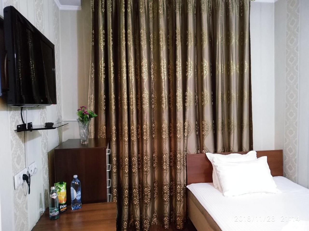 Rise Hotel Almati Kültér fotó